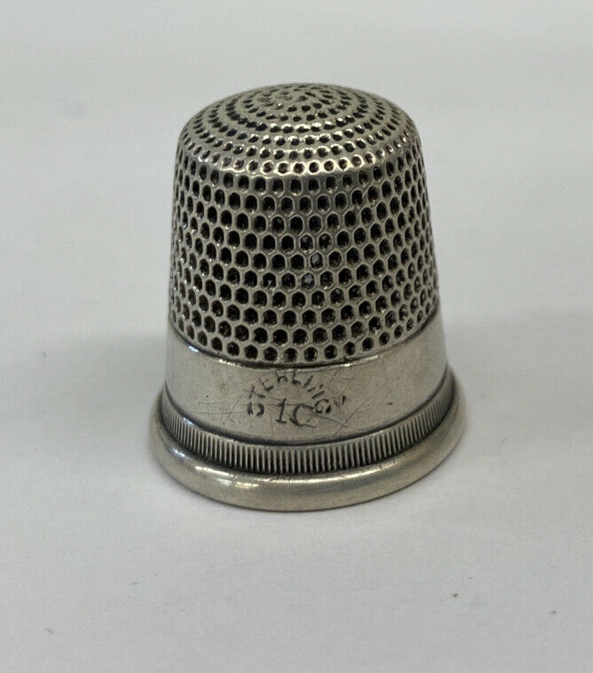 Vintage Sterling Silver 3.8g Size 10 Darling Thimble