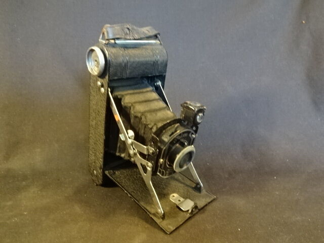 Old Vtg Antique Falcon Model Four (4) Fold-up Organ Camera