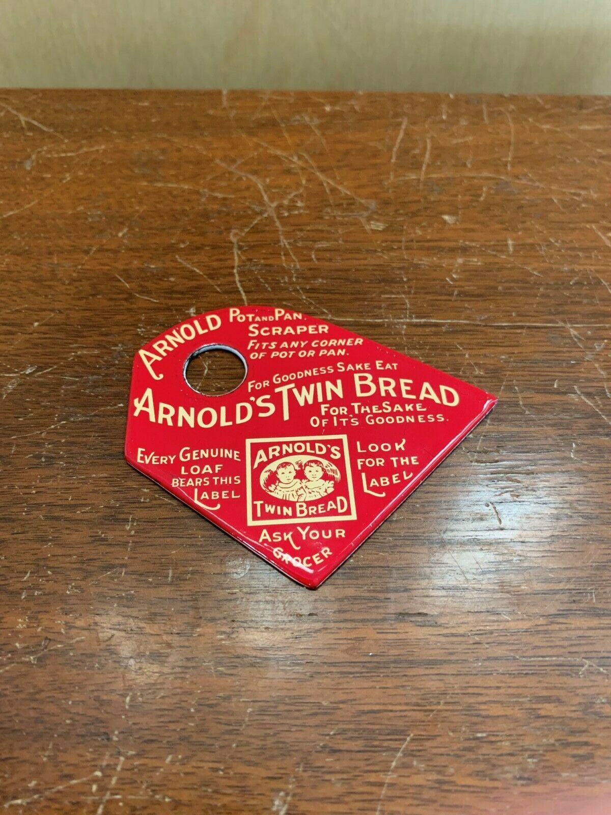 Arnold's Twin Bread Loaf Pot Pan Kitchen Metal Scraper Sign Vintage Like?