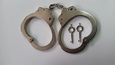 Professional Chrome-nickel Plated Steel Handcuffs Police Use 2 Keys Double Lock