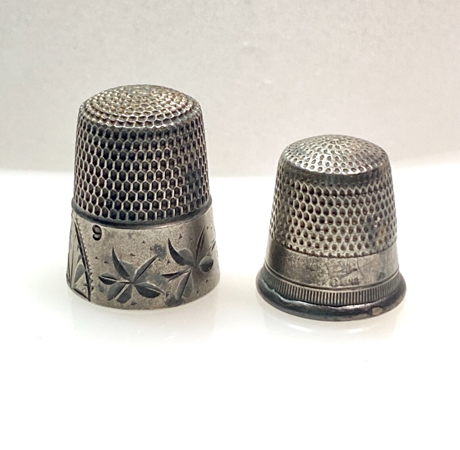 2 Antique Sterling Silver Thimbles Steel-cut Engraved Hallmarked 1 Simons Bros