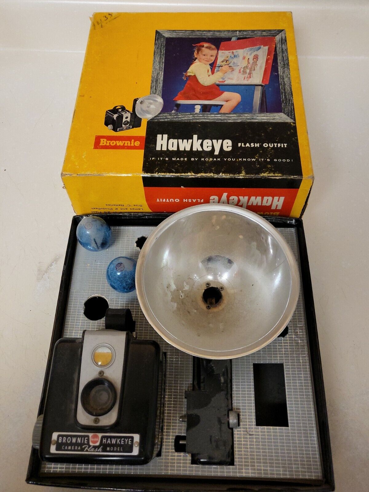 Vintage Kodak Brownie Hawkeye Camera Flash Model Original Box. Working Or Parts?