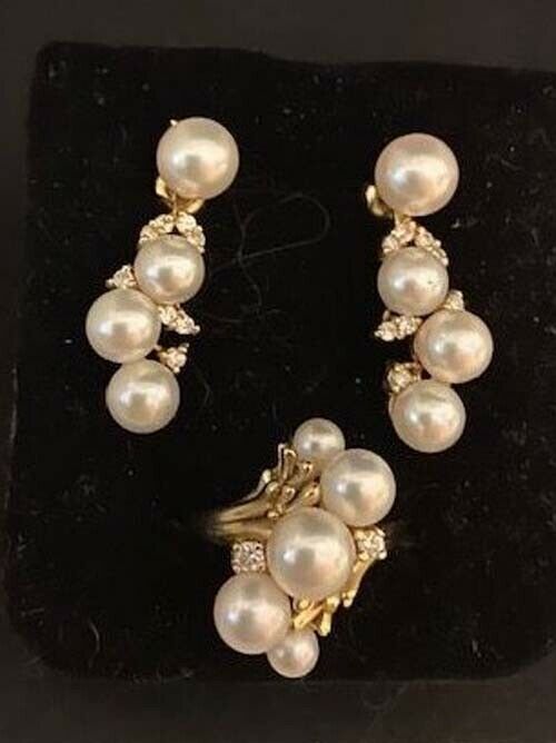 Elegant Pearl Diamond Set - Excellect Condition. Ring Size 6.5 14k Yellow Gold