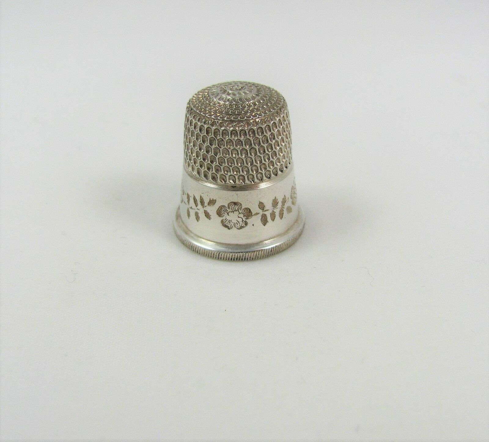 Simons Brothers Sterling Silver Thimble With Flowers