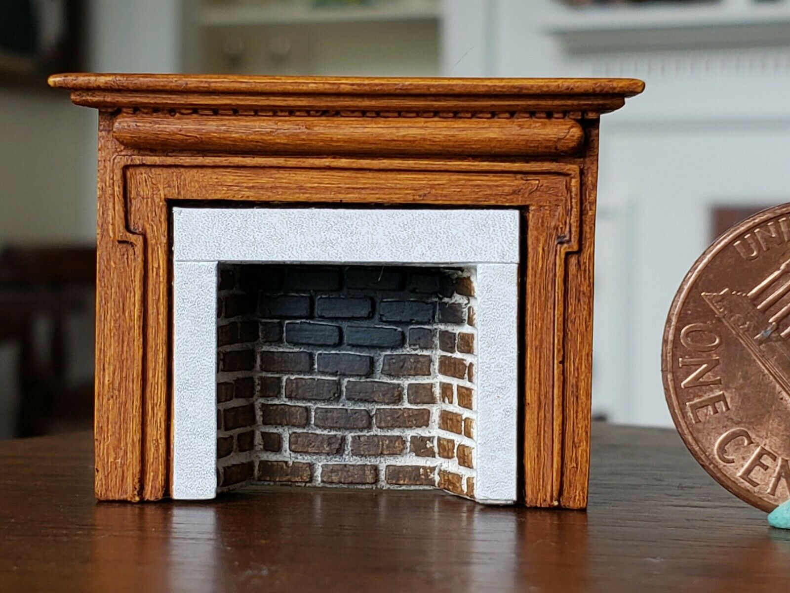 Dollhouse Miniature Artisan Braxton Payne Fireplace Mantle 1/4 Scale 1:48 Brna